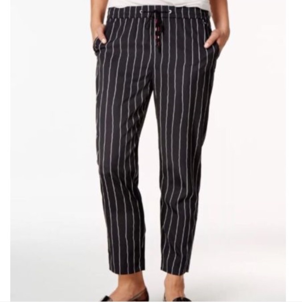 💕 NWT! Ladies Armani Exchange Navy Blue Trousers - Picture 1 of 3